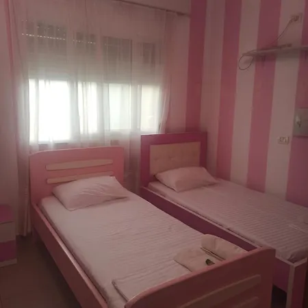 Marini's , * Vlorë