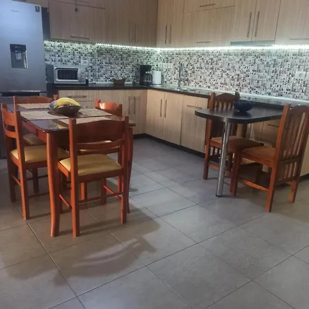 Marini's , * Vlorë